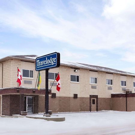 Travelodge By Wyndham Meadow Lake Exterior photo